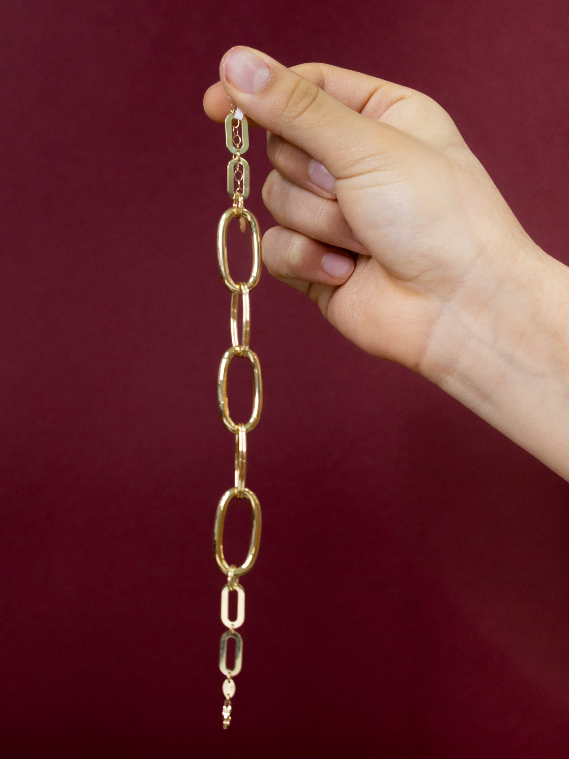 Collar en uso — elegancia y sentimiento